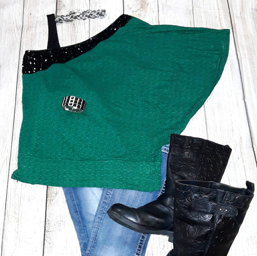 🎄Green Single Shoulder Shirt 🎄 Women's XL